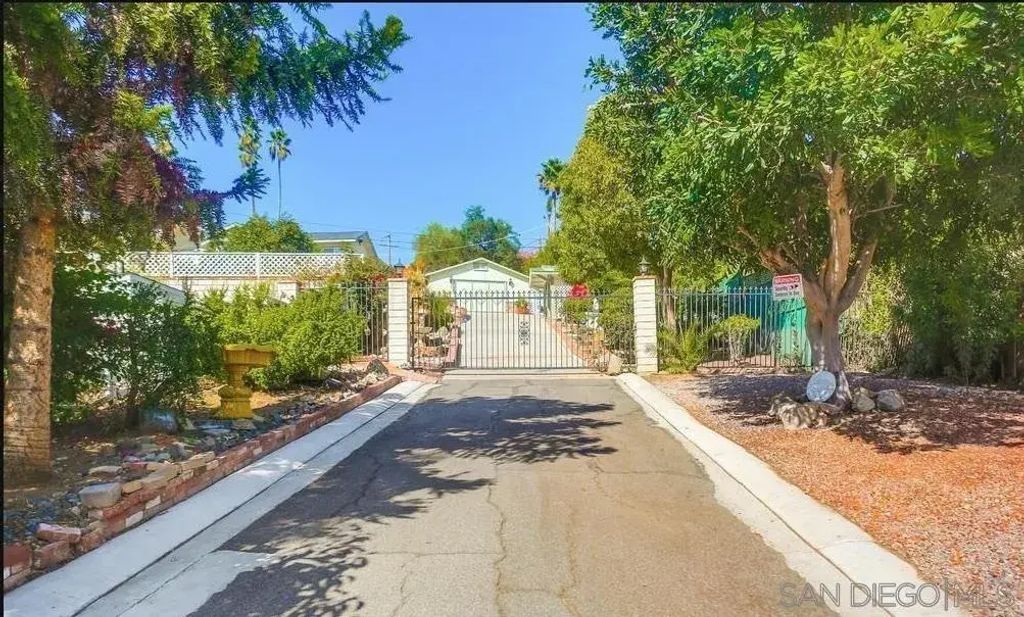 342 Beaumont Dr., Vista