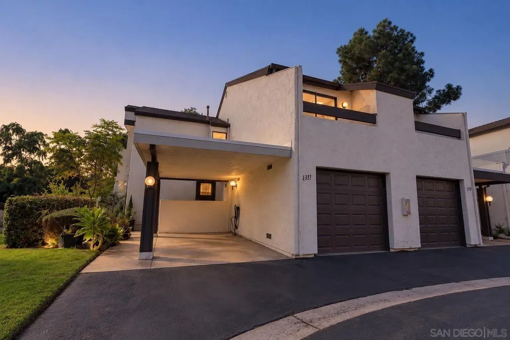 1311 Hawk, El Cajon