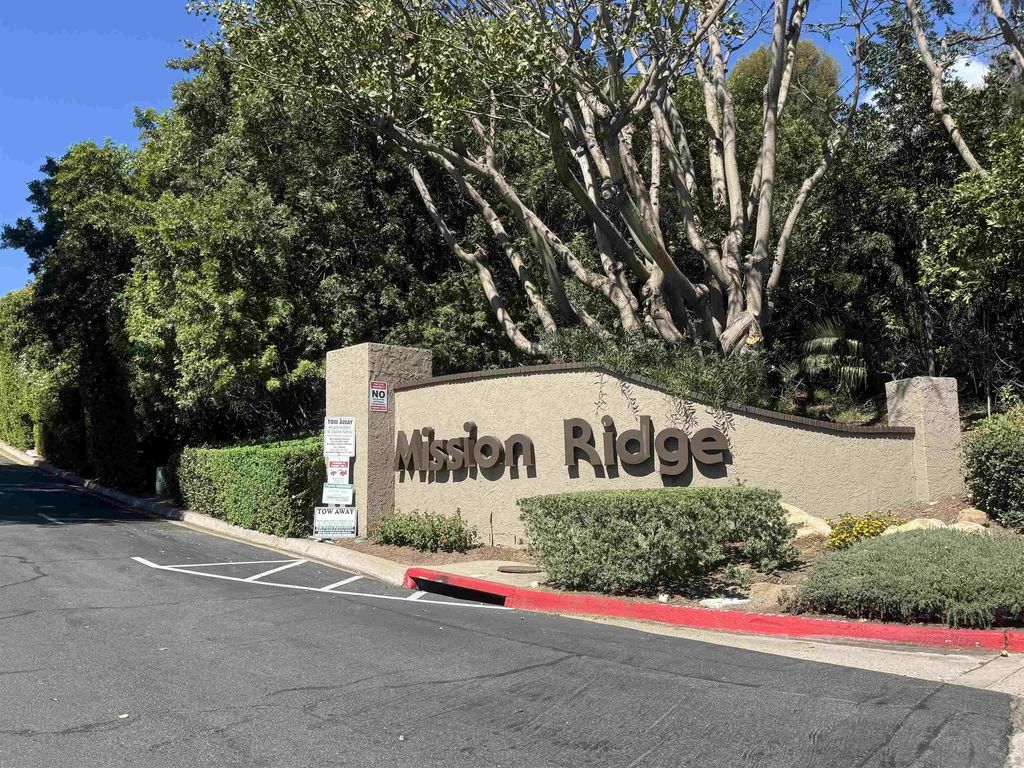 10225 Caminito Cuervo 140, Mission Ridge (424)