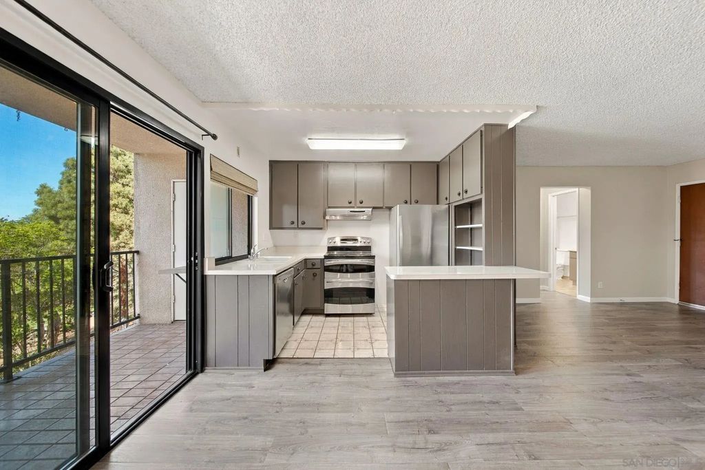 7835 Cowles Mountain Ct B18, SAN DIEGO