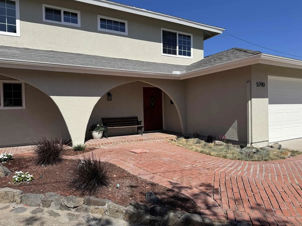 5790 Lone Star Dr, Del Cerro (337)