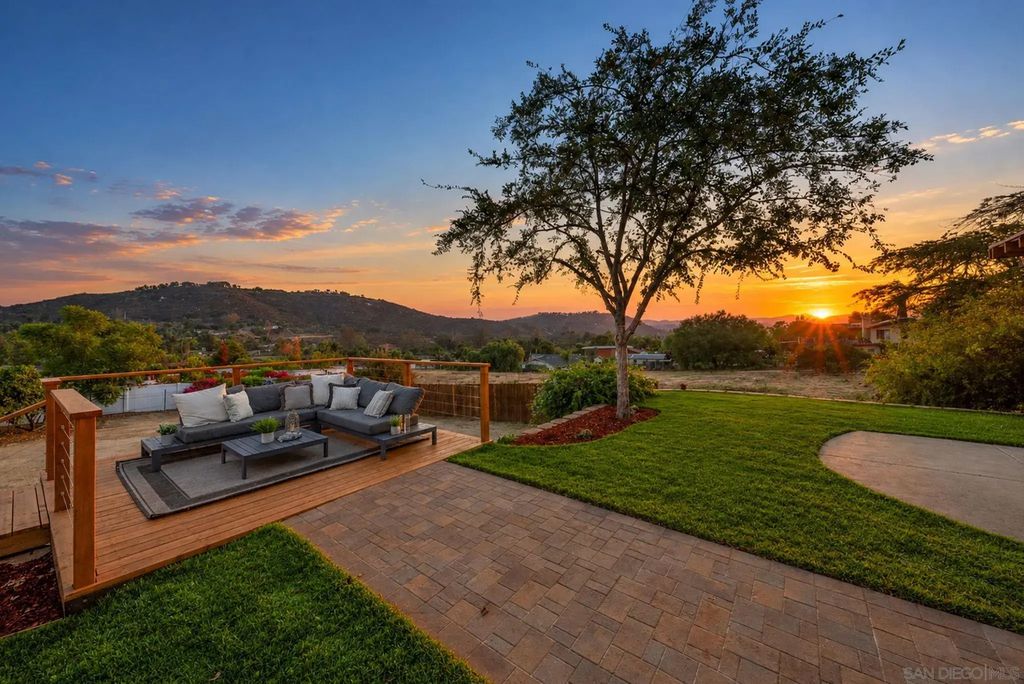 14475 Pebble Canyon Dr, Poway
