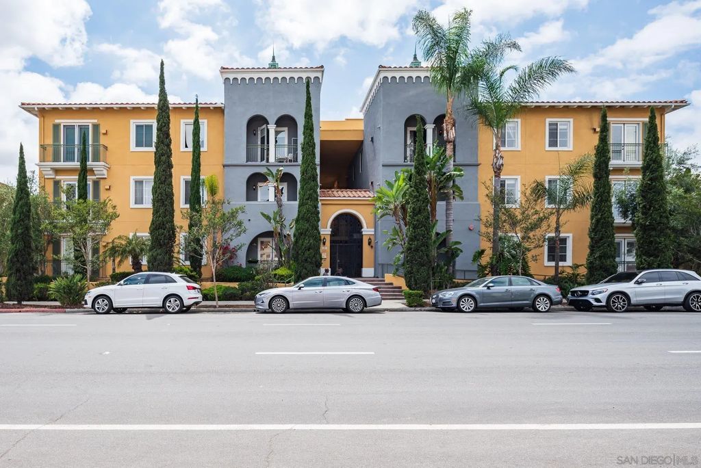 4080 Front St 105, Hillcrest (HC)