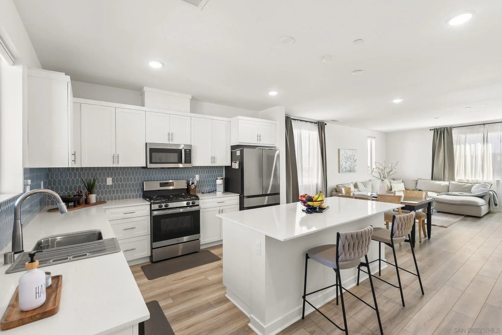 5310 Seacliff Pl 13, SAN DIEGO