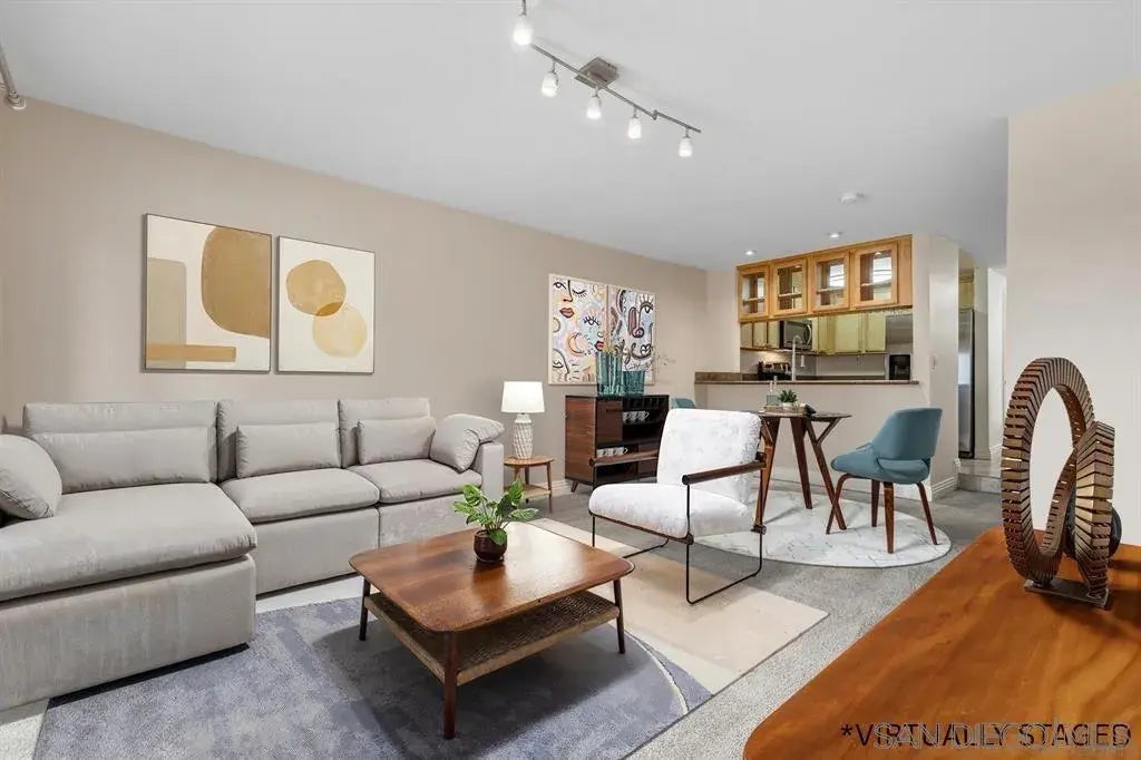 10224 Maya Linda Road 17, MIRA MESA