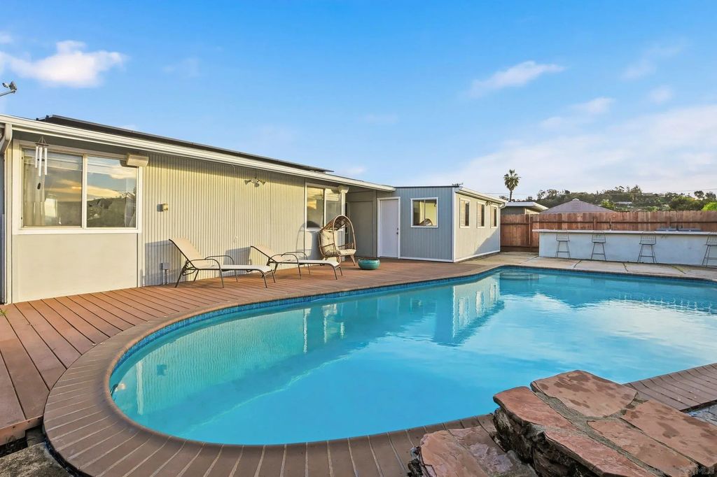 754 Alveda Avenue, El Cajon