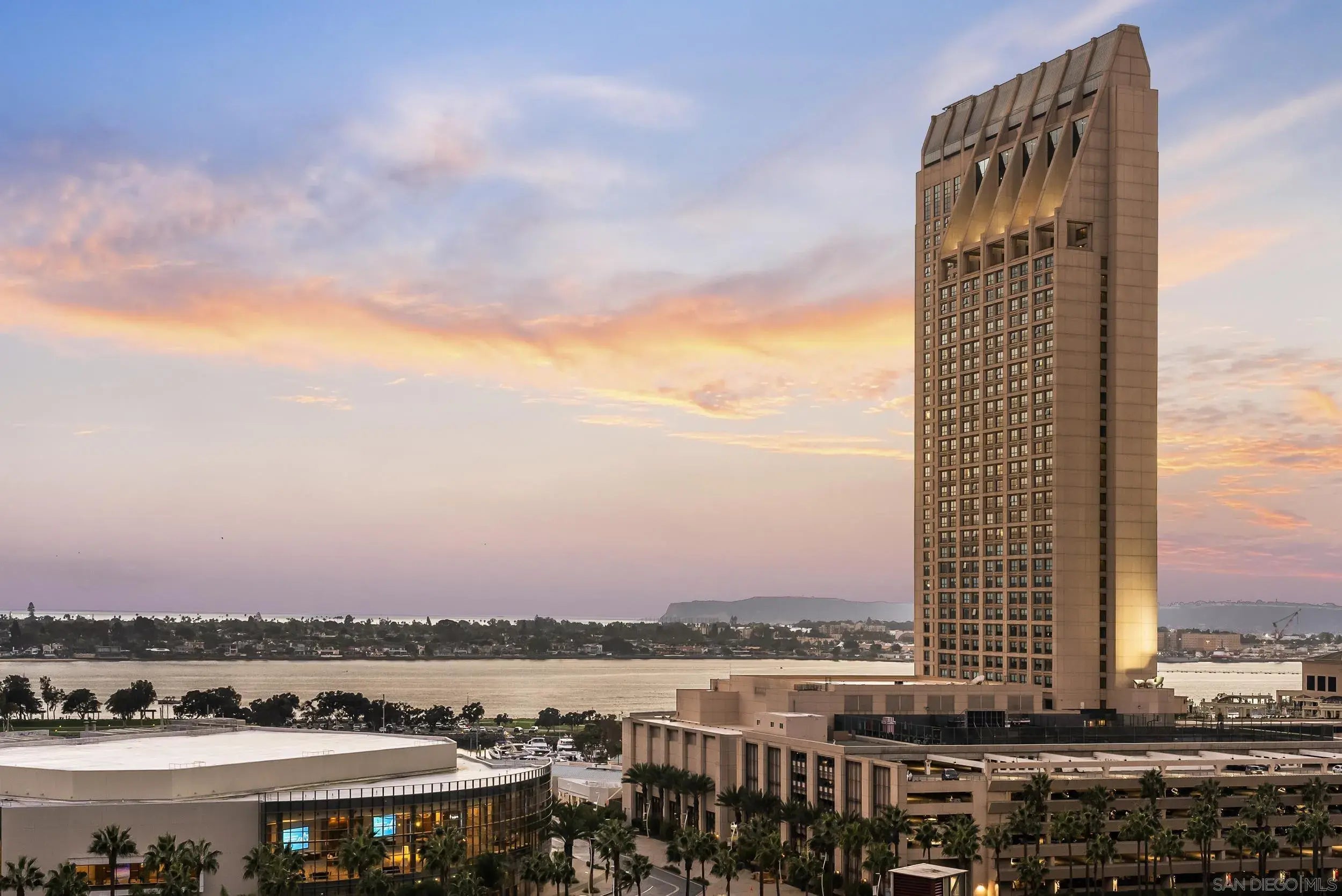 Photo of Listing #2600700