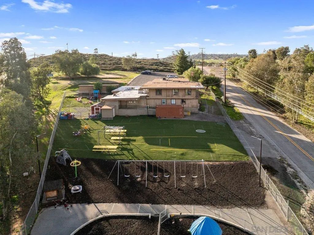 217 Earlham Street, Ramona
