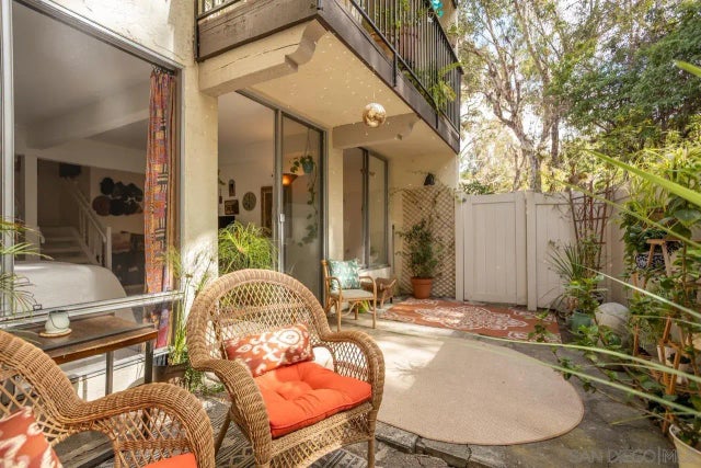 2412 Altisma Way D, Carlsbad