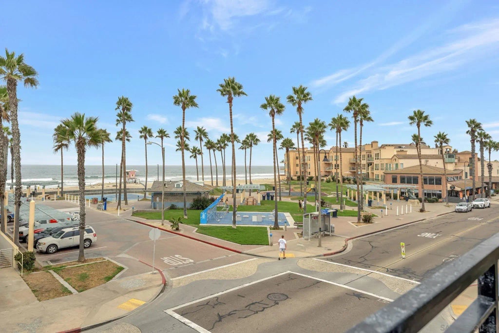 807 Seacoast Dr, Imperial Beach