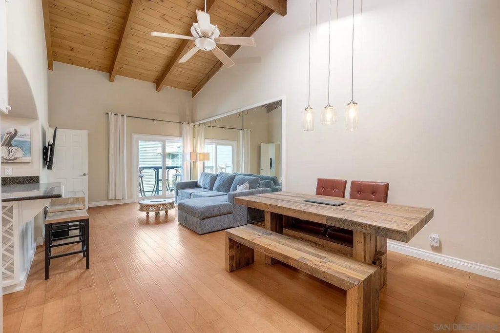 940 Sealane Drive 10, Encinitas