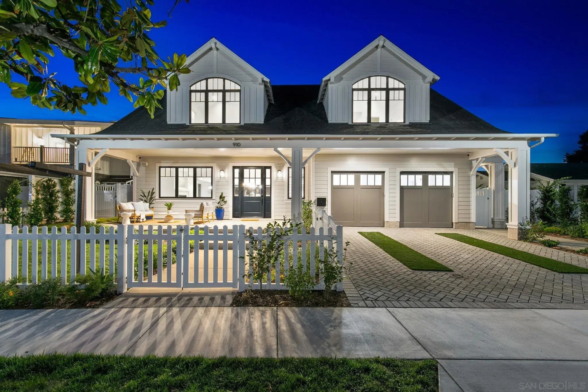 Photo of Listing #2600887