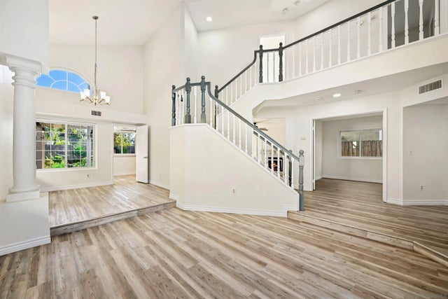 1749 Via Allena, Oceanside