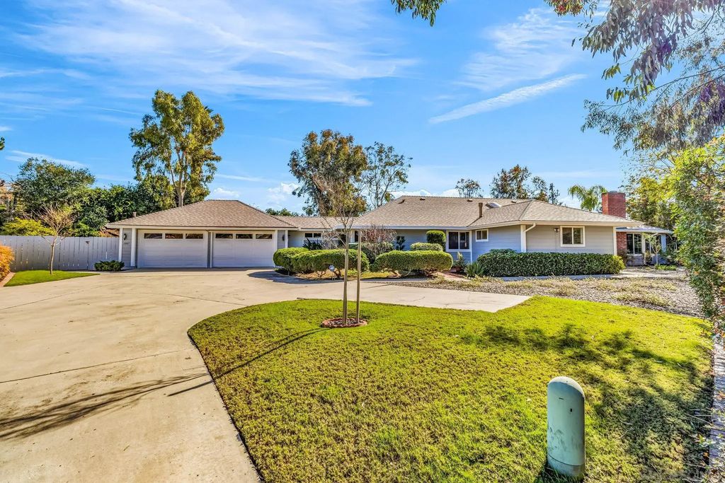 2087 Granite Hills Dr, El Cajon