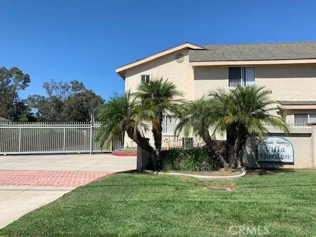 1423 S White Avenue C, Pomona