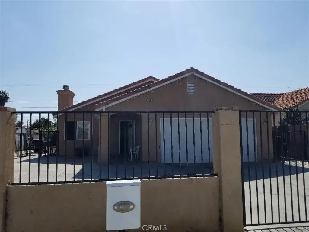 6342 Stobbs Way, Riverside