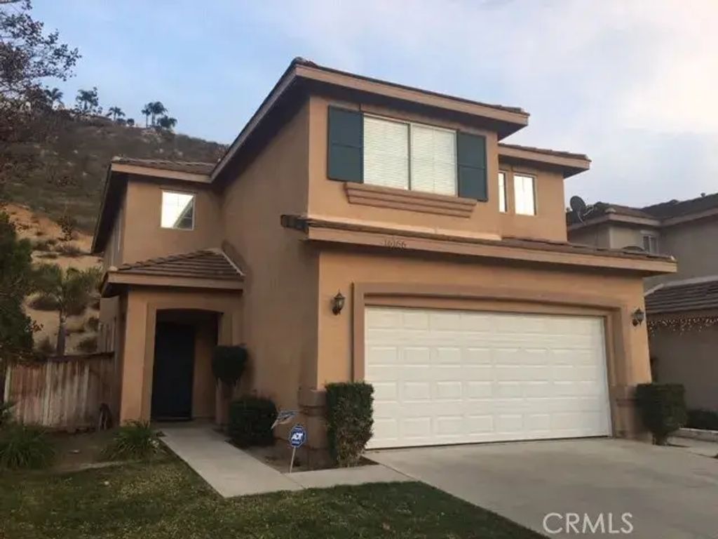 16166 Blue Haven Court, Riverside