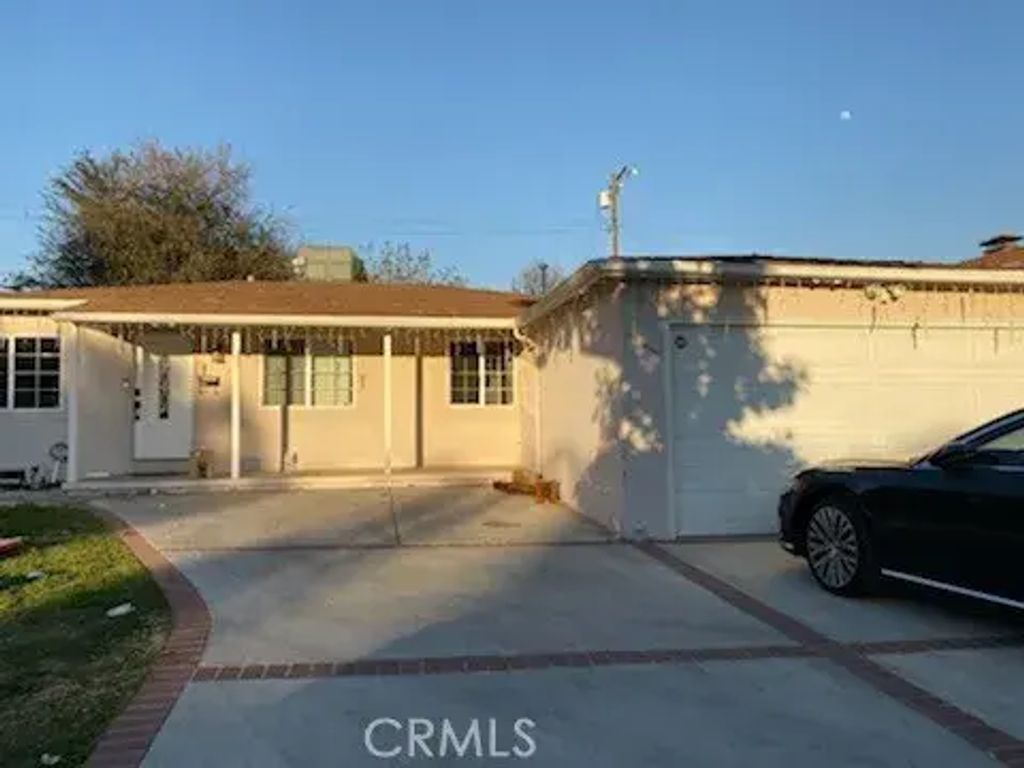 7768 Cherrystone Avenue, Panorama City