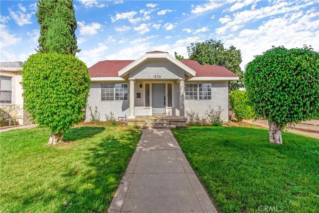 1836 S Chapel Avenue, Alhambra
