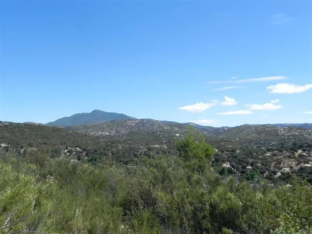 Off Viejas Grade, Descanso