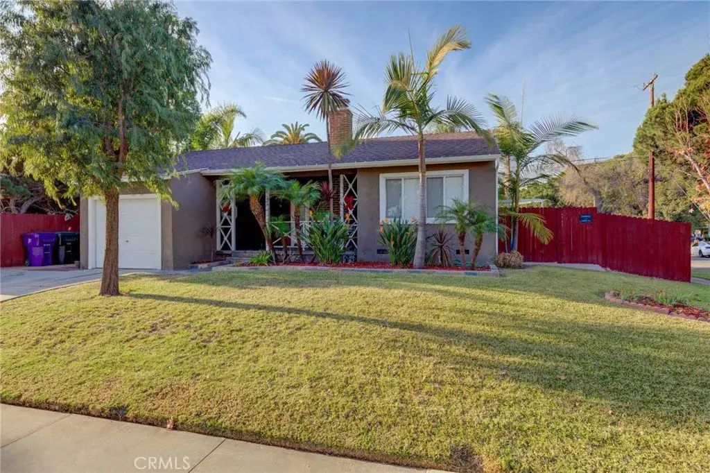 3411 N Los Coyotes Diagonal, Long Beach