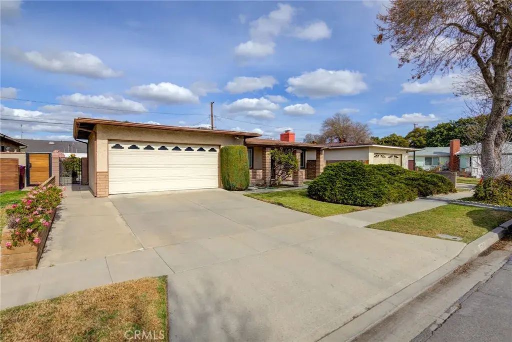 6341 E Deborah Street, Long Beach