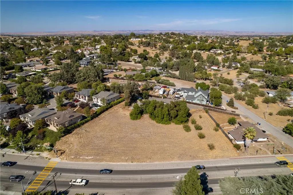 845 Creston, Paso Robles