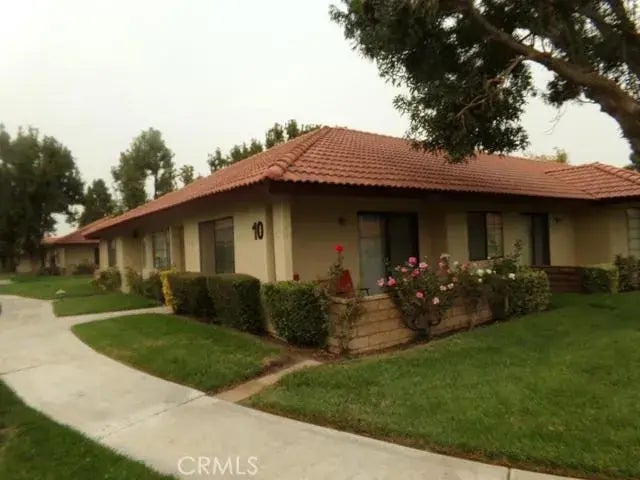 19238 Cottonwood Drive, Apple Valley