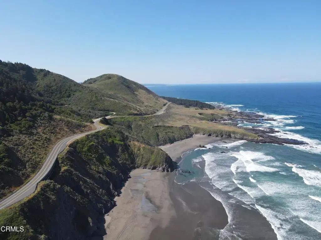 35065 N Highway 1, Westport