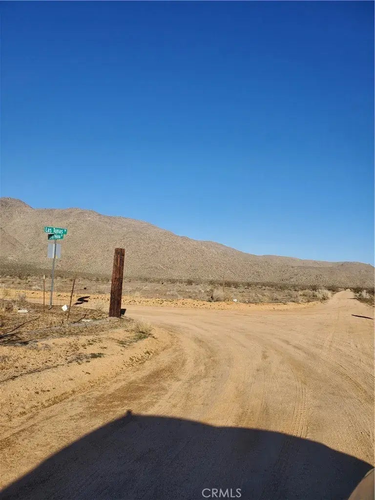 Sierra Pelona, Apple Valley