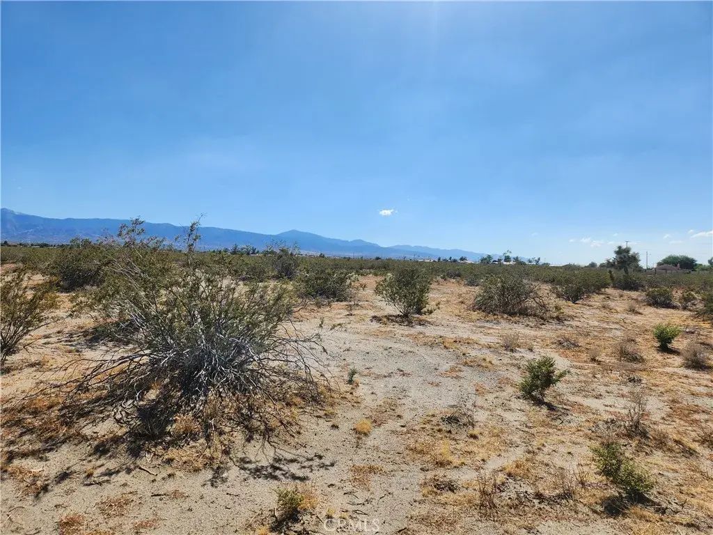 2 Monte Vista, Phelan