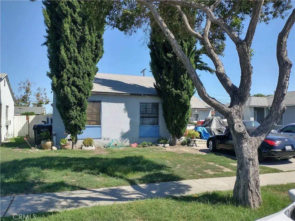 15406 Dumont Avenue, Norwalk