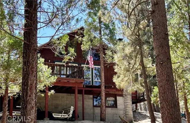 64752 Tamarack Trail, North Fork