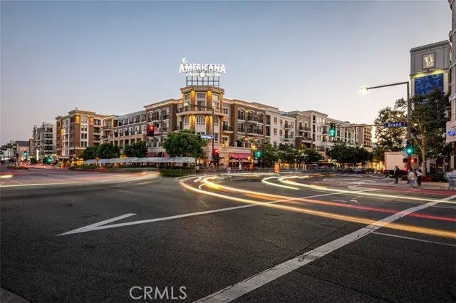 523 Caruso Avenue, Glendale