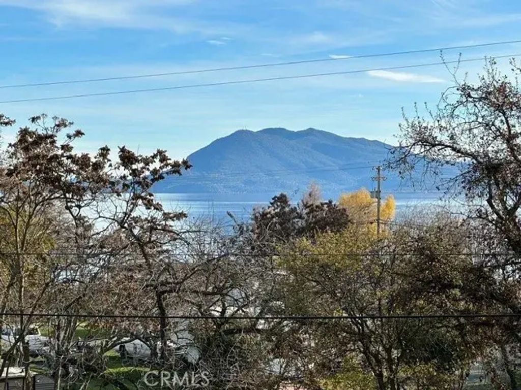 2900 Carson, Upper Lake
