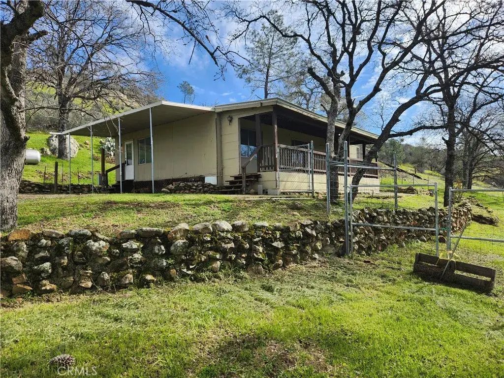 356 Chinese Wall Road, Oroville