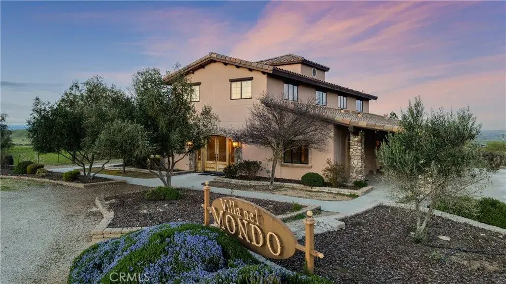 3230 Nacimiento Lake Drive, Paso Robles