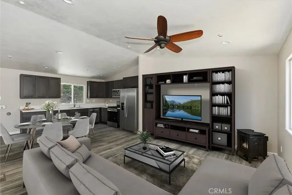 23513 Lake Drive, Crestline