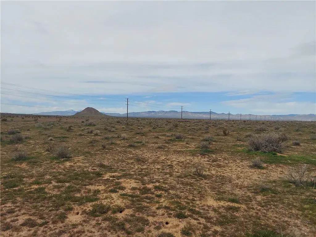 130th St, California City