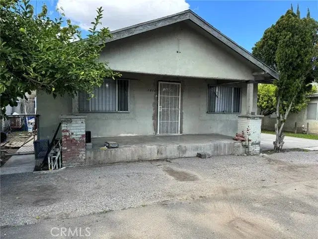 1010 W Base Line Street, San Bernardino