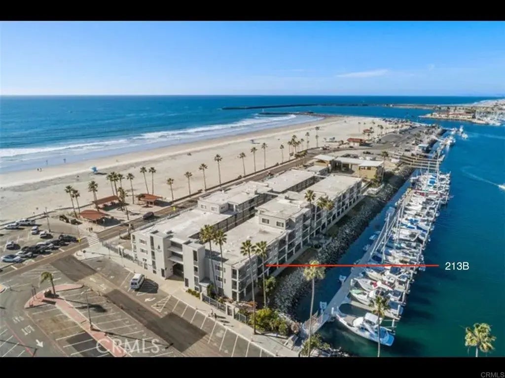 1202 N Pacific 213b, Oceanside
