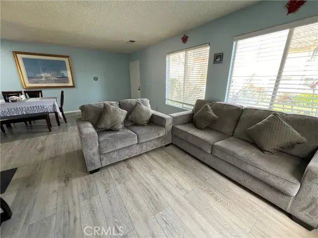 6551 Wystone Avenue 2, Reseda