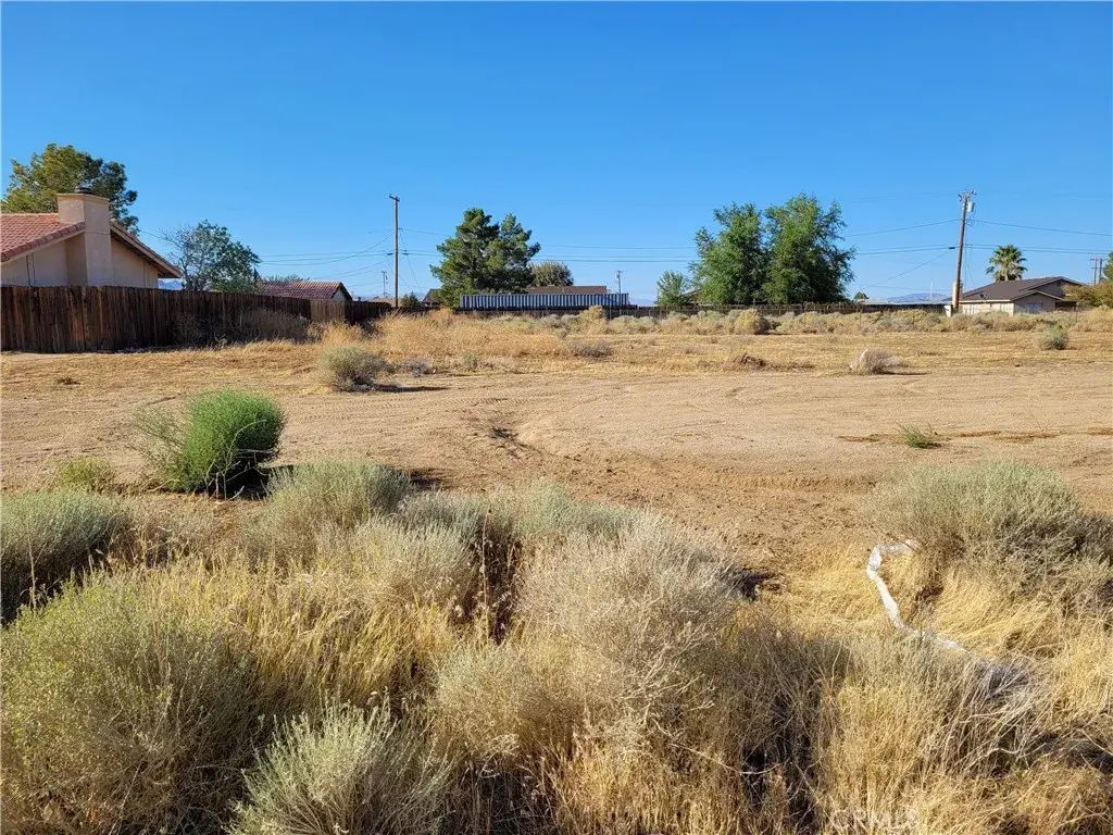 11 Walpole, California City