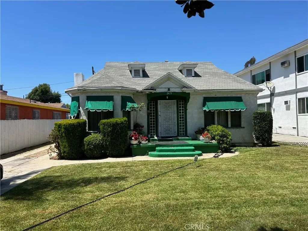 2413 S Victoria Avenue, Los Angeles