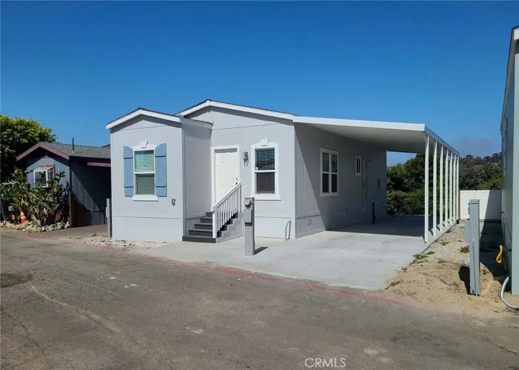 3030 Oceanside 50, Oceanside