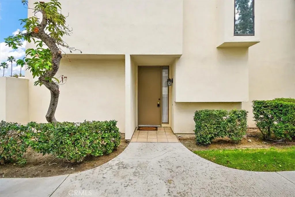 48944 Desert Flower Drive, Palm Desert