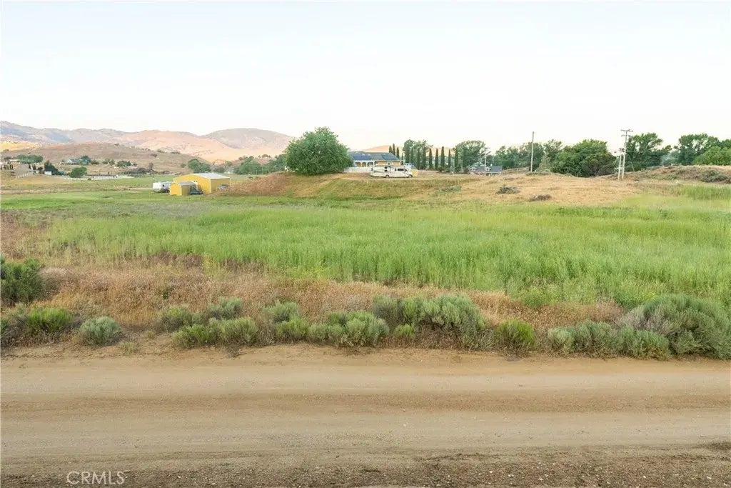 219 Lupine, Tehachapi