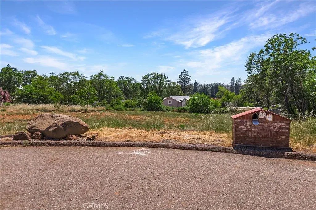 1666 Sweetbriar, Paradise