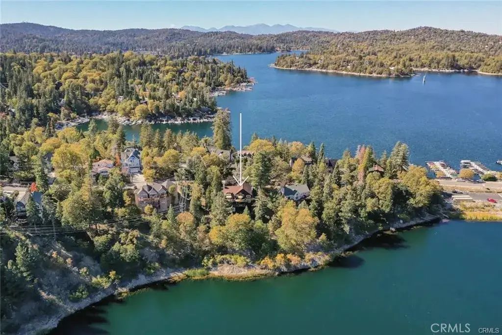 537 Canyon View Road, Lake Arrowhead
