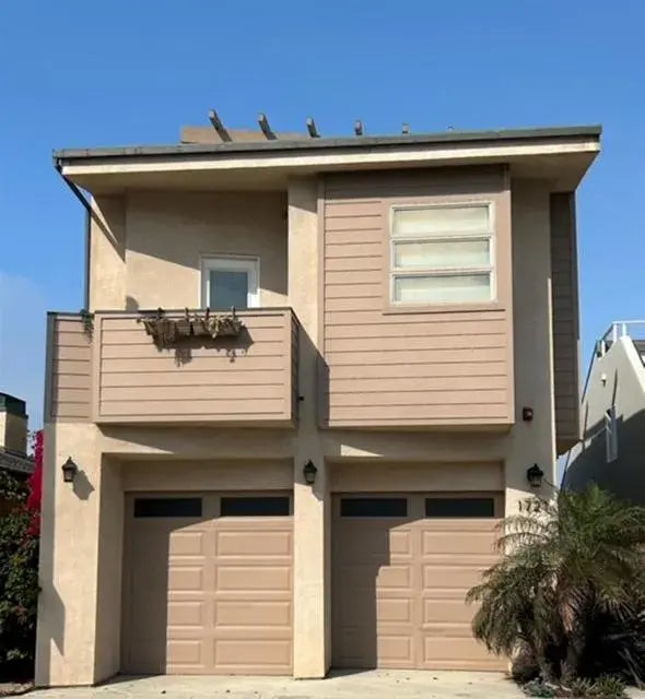 1721 S Pacific Street, Oceanside